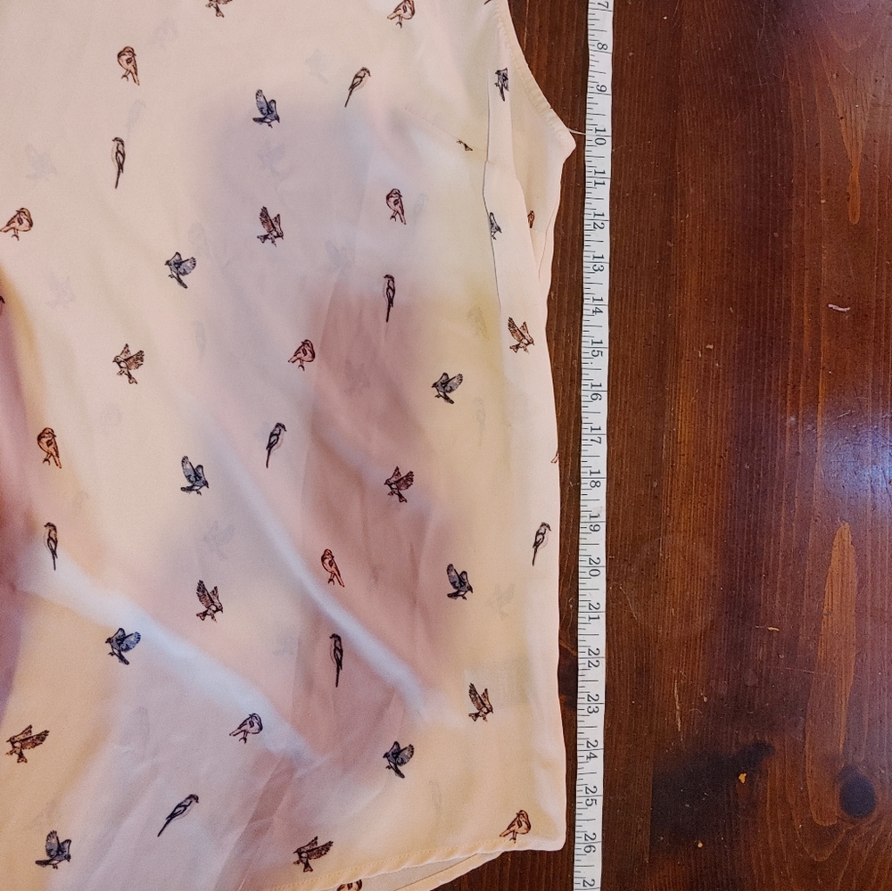 Torrid tank top with birds - Picture 5 of 6
